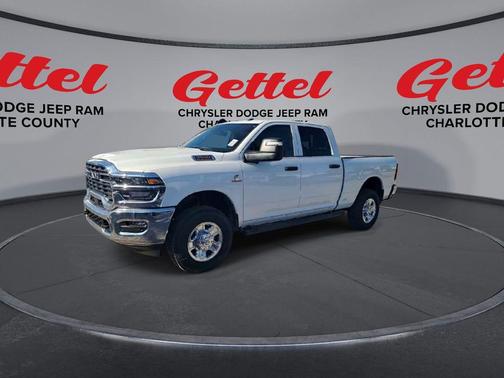 2025 RAM 3500 Tradesman Crew Cab 4x4 6'4' Box
