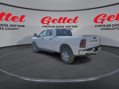 2025 RAM 3500 Tradesman Crew Cab 4x4 6'4' Box