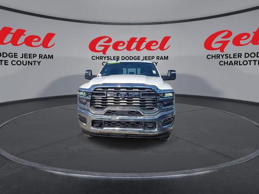 2025 RAM 3500 Tradesman Crew Cab 4x4 6'4' Box