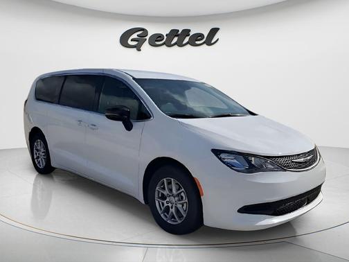 2026 Chrysler Voyager LX