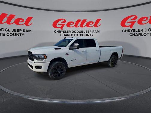 2024 RAM 3500 Big Horn Crew Cab 4x4 8' Box