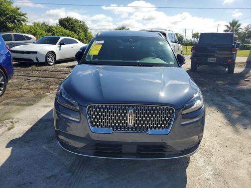 2022 Lincoln Corsair Standard