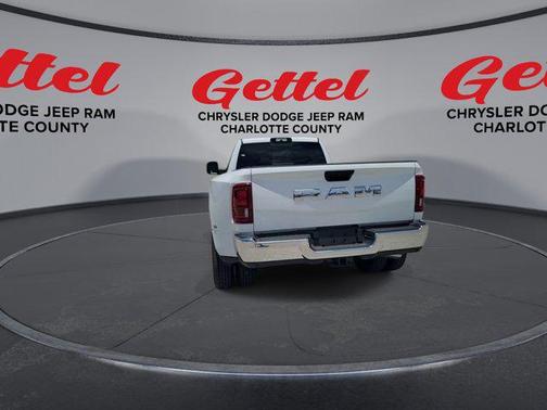 2025 RAM 3500 Tradesman Crew Cab 4x2 8' Box