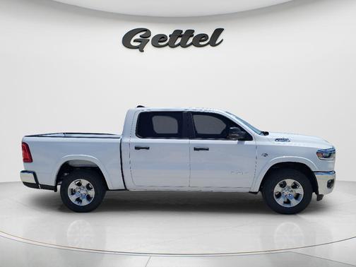 Bright White Clearcoat 2026 RAM 1500 Big Horn/Lone Star