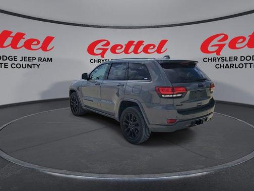 2021 Jeep Grand Cherokee Laredo