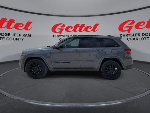 2021 Jeep Grand Cherokee Laredo