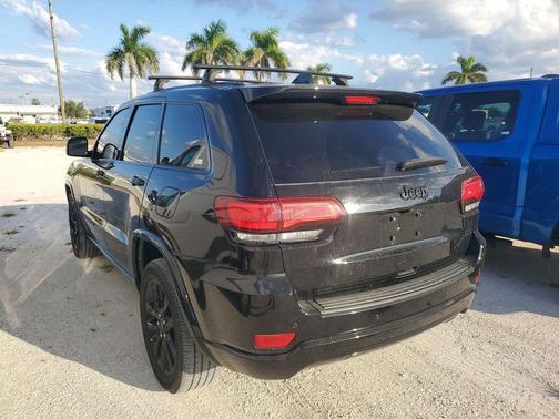 2021 Jeep Grand Cherokee Laredo
