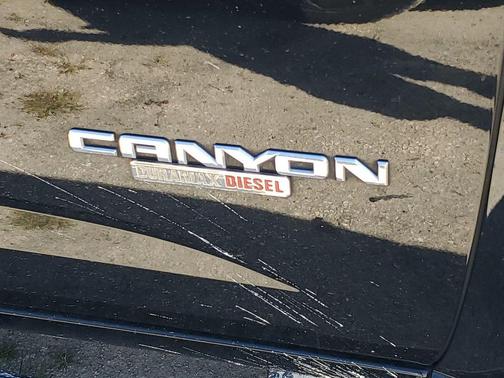 2019 GMC Canyon SLT