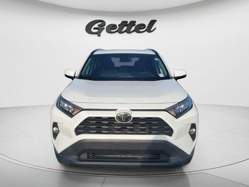 Super White 2019 Toyota RAV4 XLE