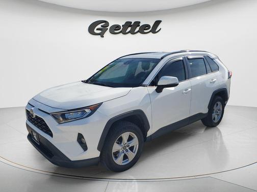 Super White 2019 Toyota RAV4 XLE