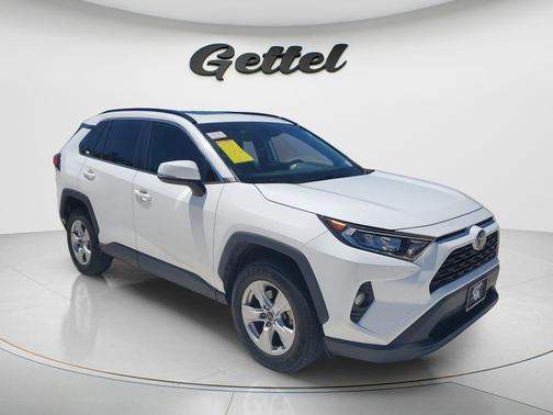 Super White 2019 Toyota RAV4 XLE
