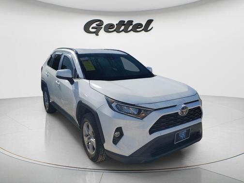 Super White 2019 Toyota RAV4 XLE