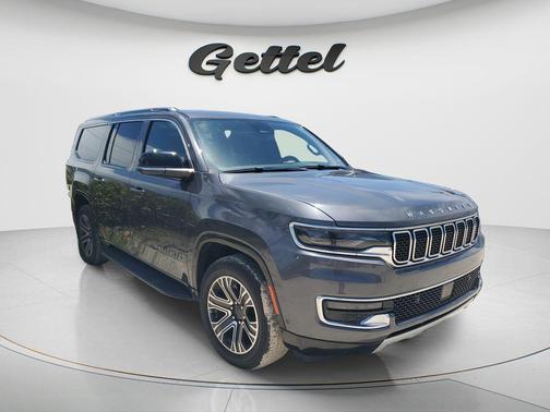 Baltic Gray Metallic Clearcoat 2024 Jeep Wagoneer L Series II 4x4