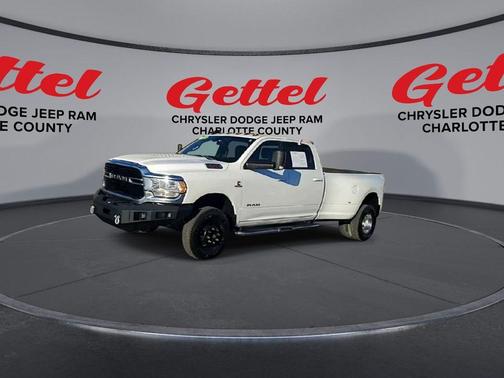 2021 RAM 3500 Big Horn Crew Cab 4x4 8' Box