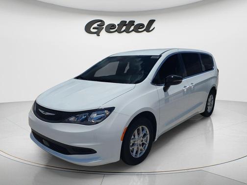 bright white clearcoat 2027 Chrysler Pacifica LX