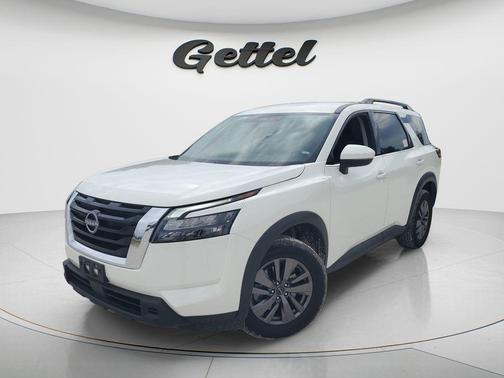 Glacier White 2024 Nissan Pathfinder SV 4WD