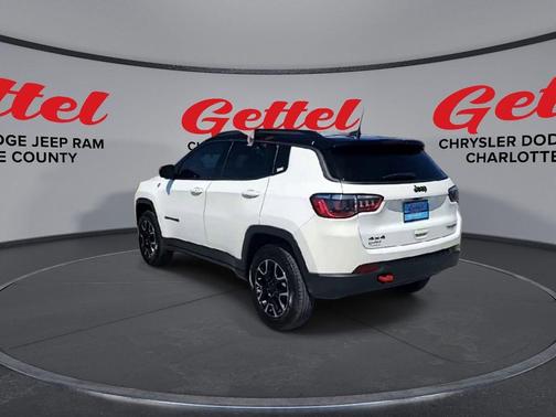 2021 Jeep Compass Trailhawk