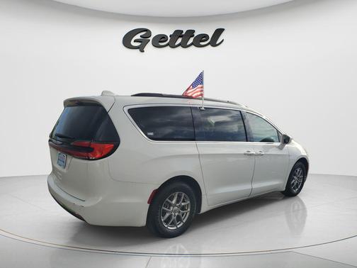 2021 Chrysler Pacifica Touring