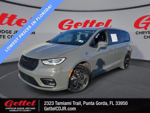 2022 Chrysler Pacifica Hybrid Limited