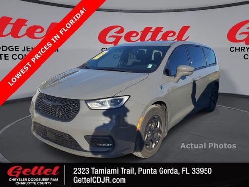 2022 Chrysler Pacifica Hybrid Limited