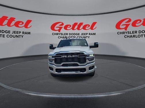 2025 RAM 3500 Tradesman Crew Cab 4x2 8' Box