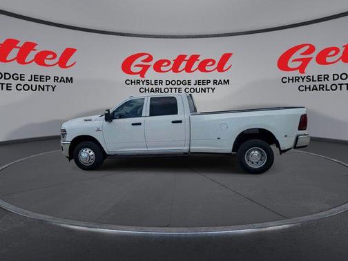2025 RAM 3500 Tradesman Crew Cab 4x2 8' Box
