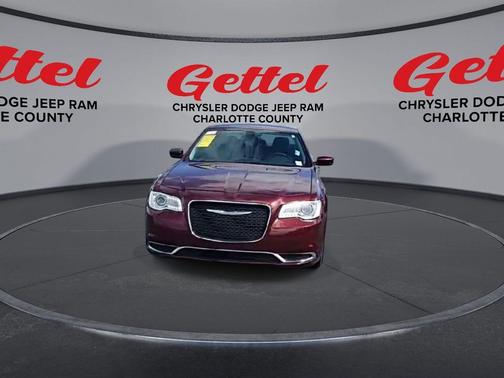 2016 Chrysler 300 Limited