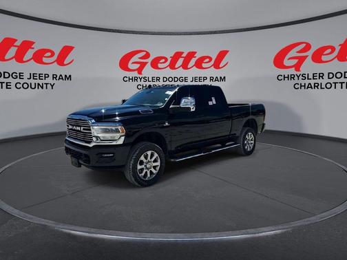 2023 RAM 2500 Laramie Crew Cab 4x4 6'4' Box