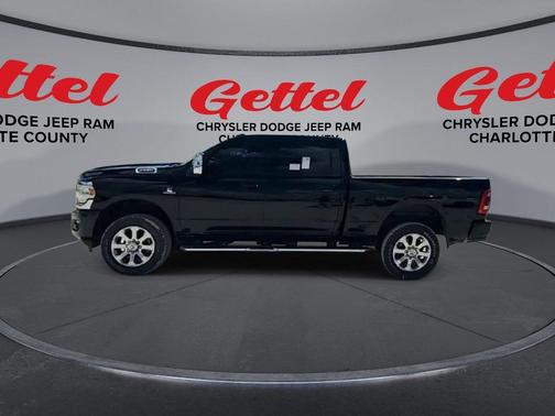 2023 RAM 2500 Laramie Crew Cab 4x4 6'4' Box