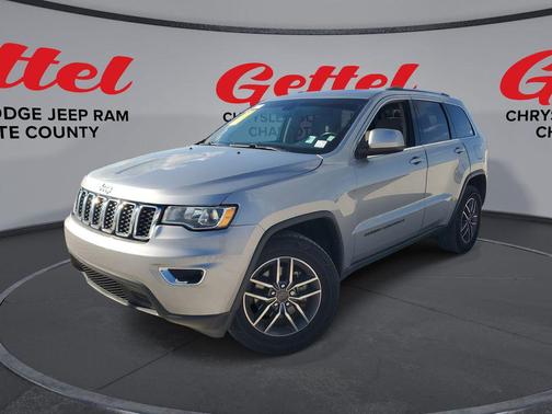 2020 Jeep Grand Cherokee Laredo