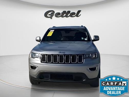 2020 Jeep Grand Cherokee Laredo