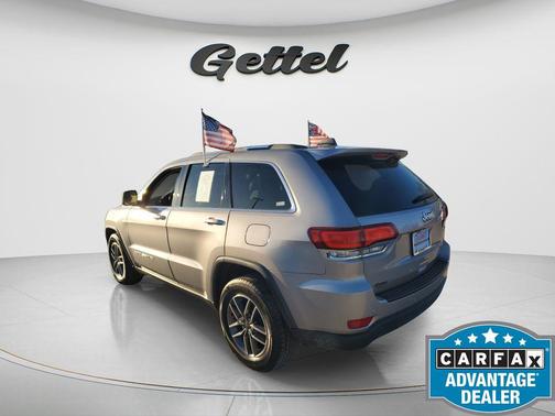 2020 Jeep Grand Cherokee Laredo