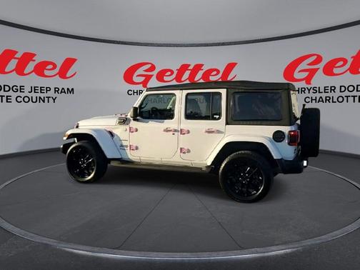 2022 Jeep Wrangler Unlimited 4xe Sahara
