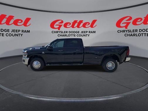 2025 RAM 3500 Tradesman Crew Cab 4x2 8' Box