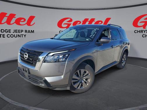 2025 Nissan Pathfinder SV 4WD