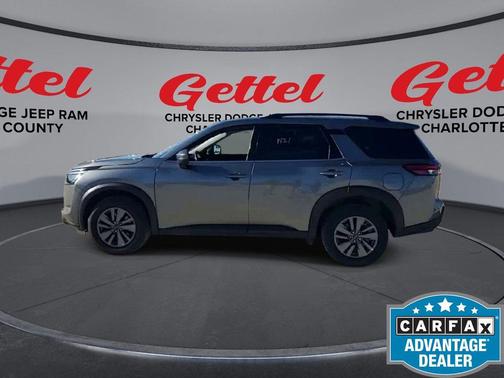 2025 Nissan Pathfinder SV 4WD