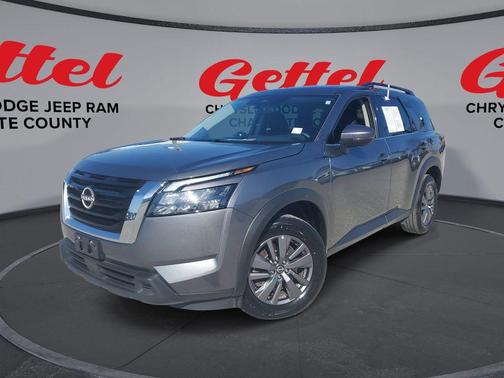 2025 Nissan Pathfinder SV 4WD