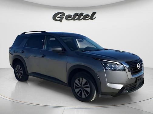 2025 Nissan Pathfinder SV 4WD