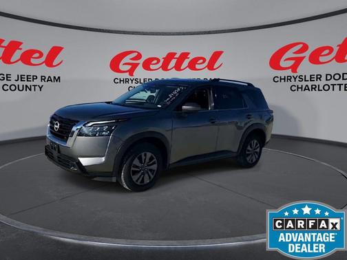 2025 Nissan Pathfinder SV 4WD