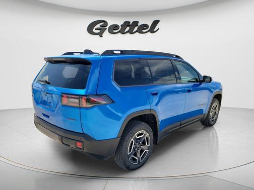 Hydro Blue Pearlcoat 2026 Jeep Cherokee Laredo 4x4