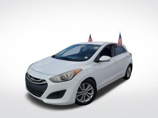 2017 Hyundai Elantra GT Base