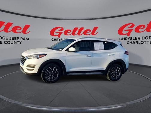 2021 Hyundai TUCSON SEL