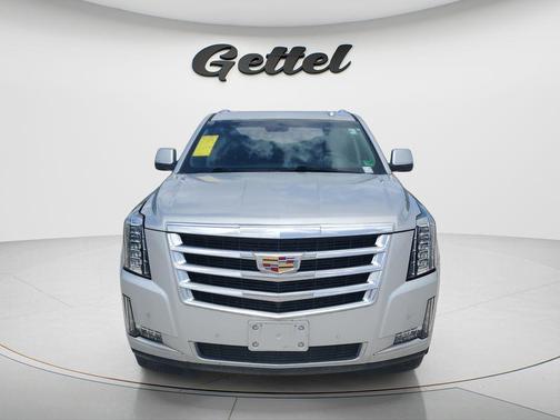 Radiant Silver Metallic 2019 Cadillac Escalade Luxury