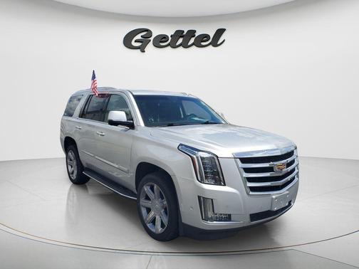 Radiant Silver Metallic 2019 Cadillac Escalade Luxury