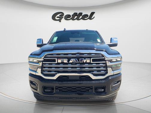 Diamond Black Crystal Pearlcoat 2026 RAM 2500 Limited Mega Cab 4x4 6'4' Box