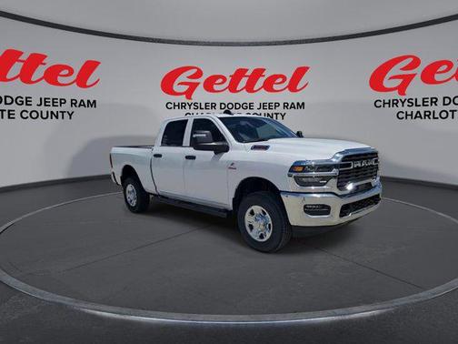 2025 RAM 3500 Tradesman Crew Cab 4x4 6'4' Box