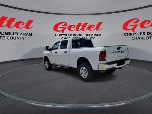 2025 RAM 3500 Tradesman Crew Cab 4x4 6'4' Box