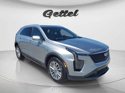 Argent Silver Metallic 2025 Cadillac XT4 Premium Luxury