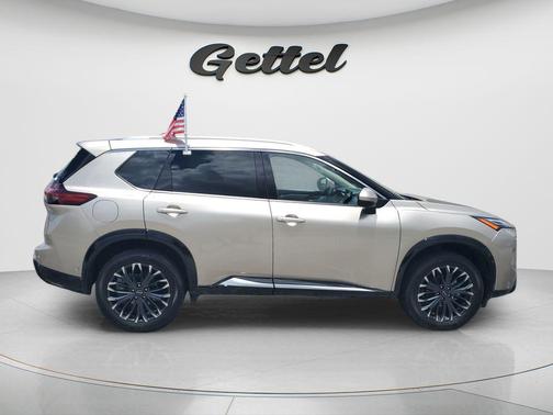 Champagne Silver Metallic 2026 Nissan Rogue Platinum