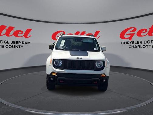 2021 Jeep Renegade Trailhawk